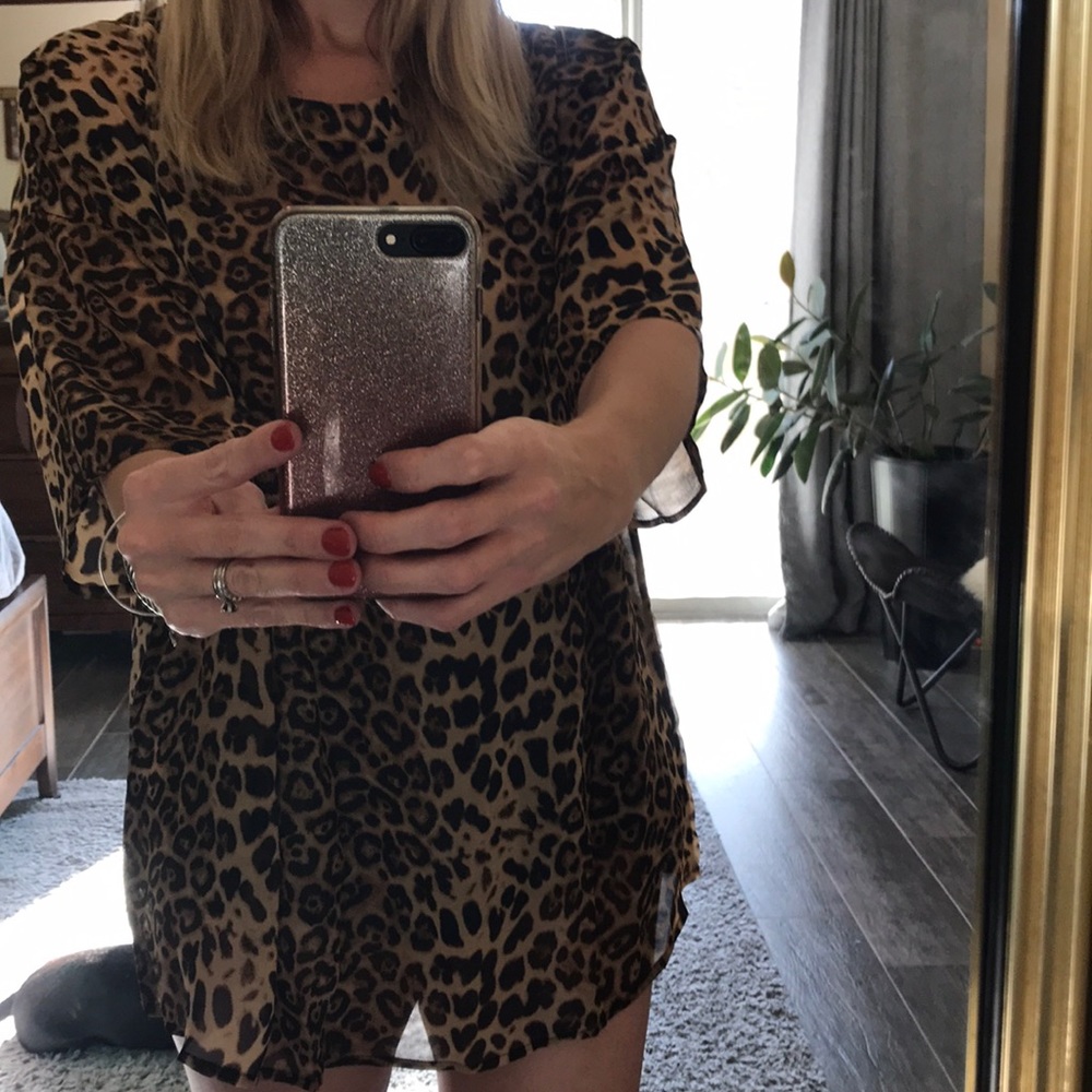 Oversized leopard print top